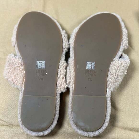 Eileen Fisher Womens Shearling Slip-On Sandals 7.5 Beige Strappy Fuzzy Soft - Picture 3 of 8